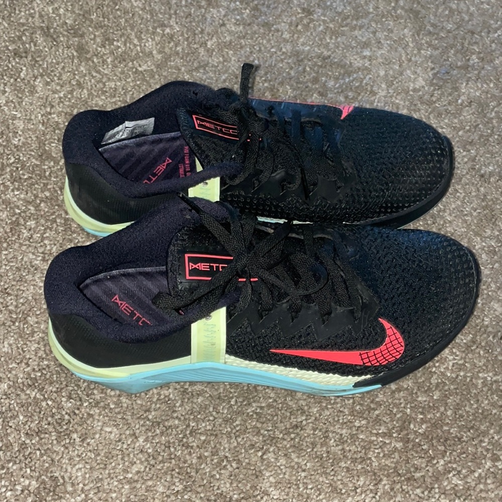 Women’s size 7.5 Nike Metcon 6  - worn a few times, very good condition